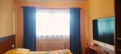682464758
